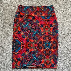 LuLaroe Cassie Paisley Pattern Pencil Skirt ( NWOT) sz M
